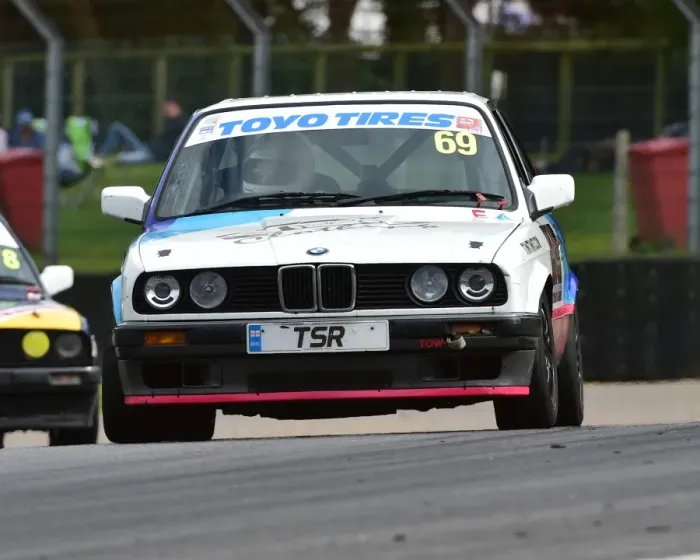 Framed Print : CM20 9478 Andy Strong, BMW E30 320i Framed Print : CM20 9478 Andy Strong, BMW E30 320i