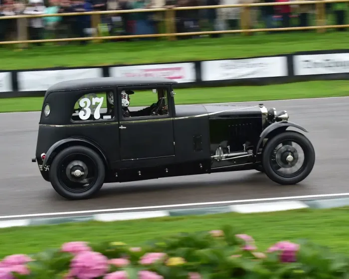 Rights Managed : CM21 1607 Patrick Blakeney-Edwards, Frazer Nash Saloon, Owlet