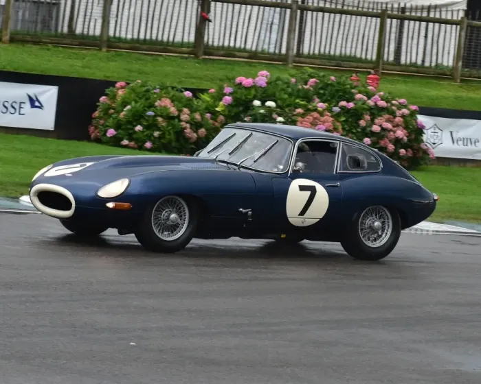 Rights Managed : CM21 1858 Anthony Hancock, David Cooke, Jaguar E-Type FHC Rights Managed : CM21 1858 Anthony Hancock, David Cooke, Jaguar E-Type FHC