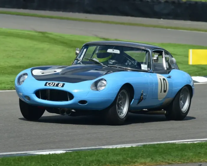 Rights Managed : CM21 2110 Ross Warburton, Alex Kapadia, Jaguar E-Type FHC