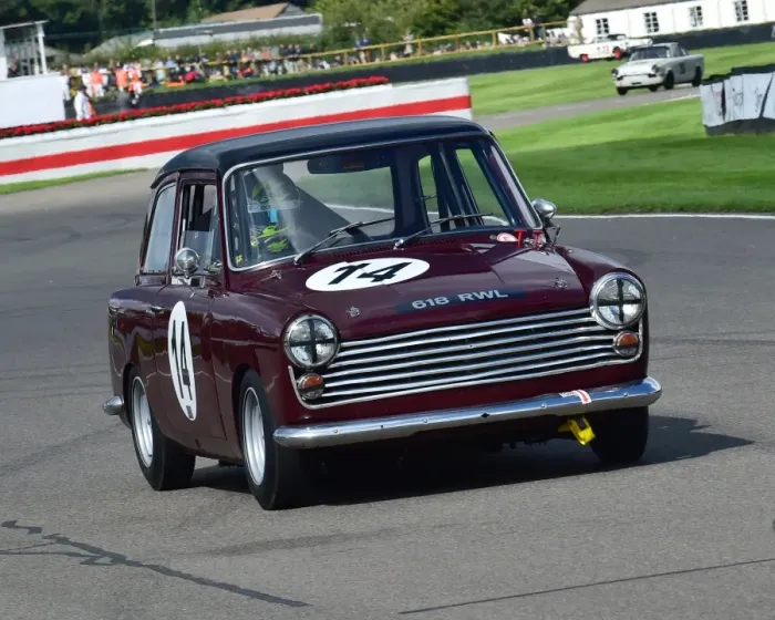 Rights Managed : CM21 2367 Rob Huff, Austin A40 Rights Managed : CM21 2367 Rob Huff, Austin A40