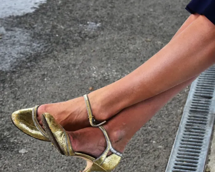 Rights Managed : CM21 2607 Poshest shoes in the pit lane Rights Managed : CM21 2607 Poshest shoes in the pit lane