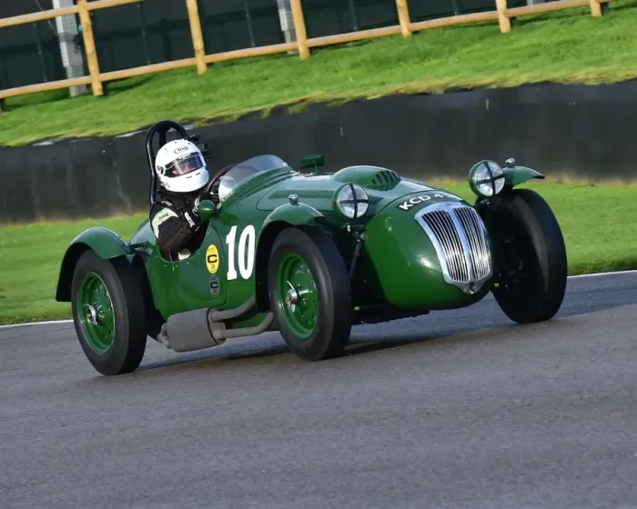 Rights Managed : CM21 2899 Patrick Blakeney-Edwards, Frazer Nash Le Mans replica Rights Managed : CM21 2899 Patrick Blakeney-Edwards, Frazer Nash Le Mans replica