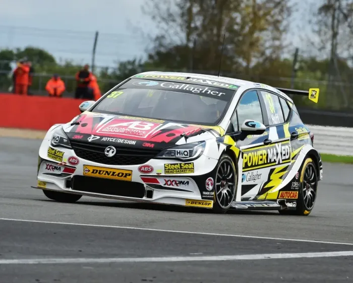 Framed Print : CM21 3125 Rob Huff, Vauxhall Astra Framed Print : CM21 3125 Rob Huff, Vauxhall Astra