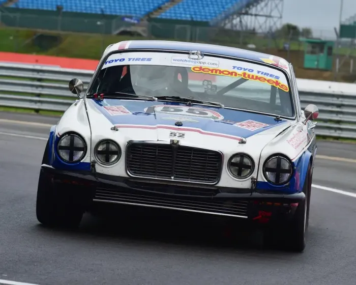 Framed Print : CM21 5608 David Howard, Jaguar XJ12