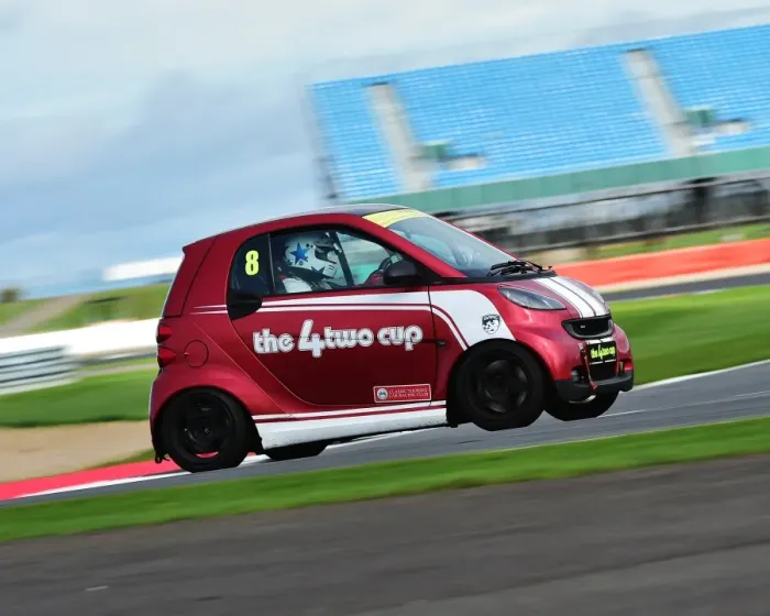 Framed Print : CM21 6073 Alistair Woodhead, Smart ForTwo Framed Print : CM21 6073 Alistair Woodhead, Smart ForTwo