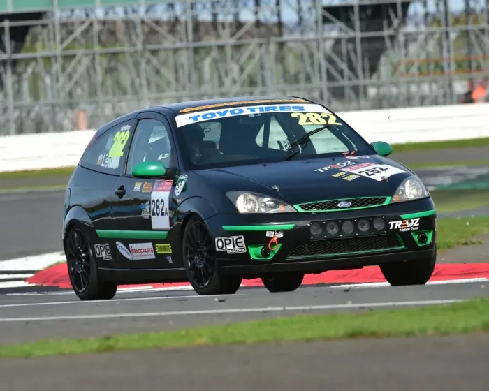 Framed Print : CM21 6142 Robert Lewis, Ford Focus ST170 Framed Print : CM21 6142 Robert Lewis, Ford Focus ST170