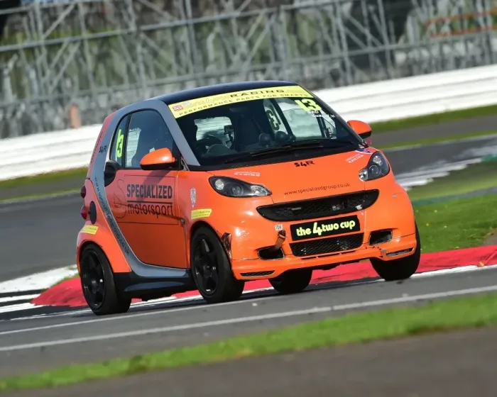 Framed Print : CM21 6210 Simon Horrobin, Smart ForTwo Framed Print : CM21 6210 Simon Horrobin, Smart ForTwo
