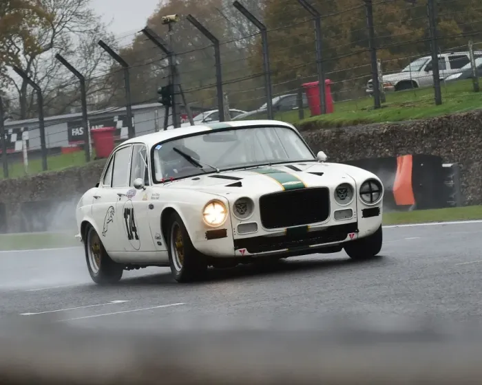 Framed Print : CM21 8229 Kevin O Brien, Carey Lewis, Jaguar XJ6 Framed Print : CM21 8229 Kevin O Brien, Carey Lewis, Jaguar XJ6
