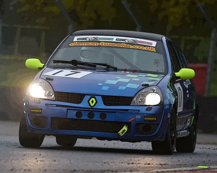 Framed Print : CM21 8946 Justin Holloway, William Holloway, Renault Clio 172 Framed Print : CM21 8946 Justin Holloway, William Holloway, Renault Clio 172