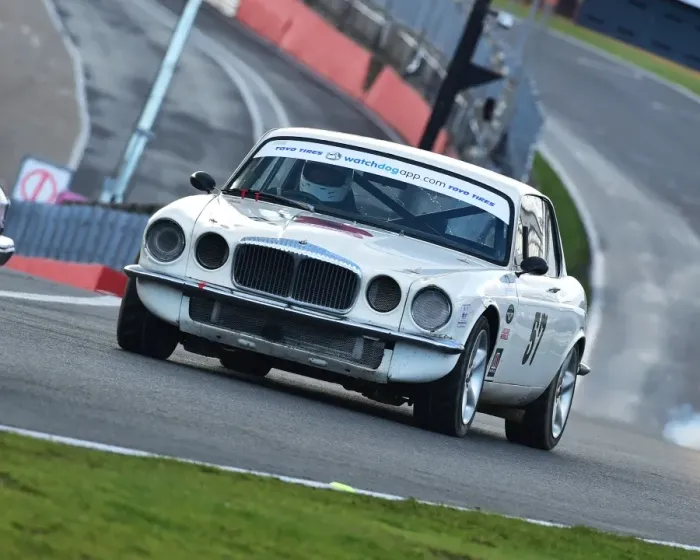 Framed Print : CM21 9429 David Bye, Jaguar XJ6 Coupe Framed Print : CM21 9429 David Bye, Jaguar XJ6 Coupe
