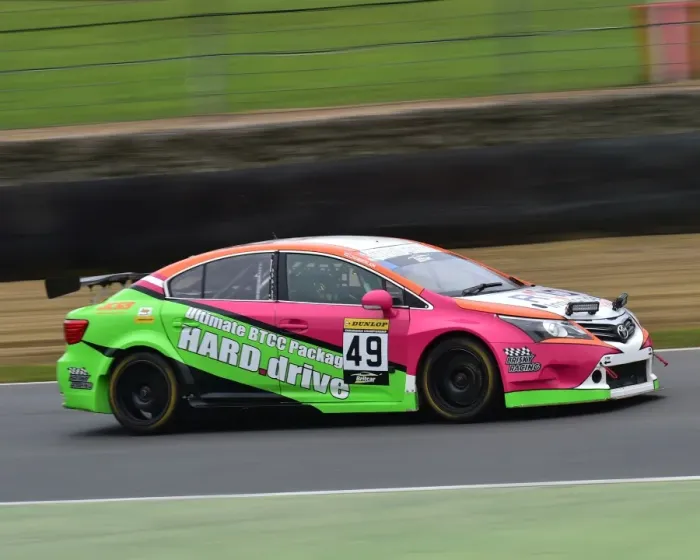 Framed Print : CM22 0105 Ben Wallace, Jesse Chamberlain, Toyota Avensis, Britcar Endurance Championship