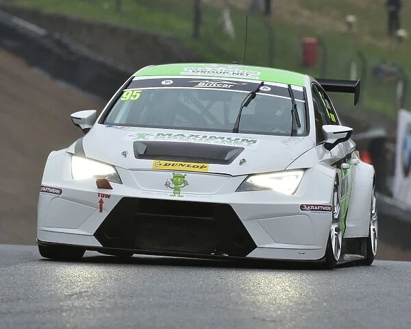 CM22 0480 Oly Taylor, Stewart Lines, Seat Leon Cup TCR