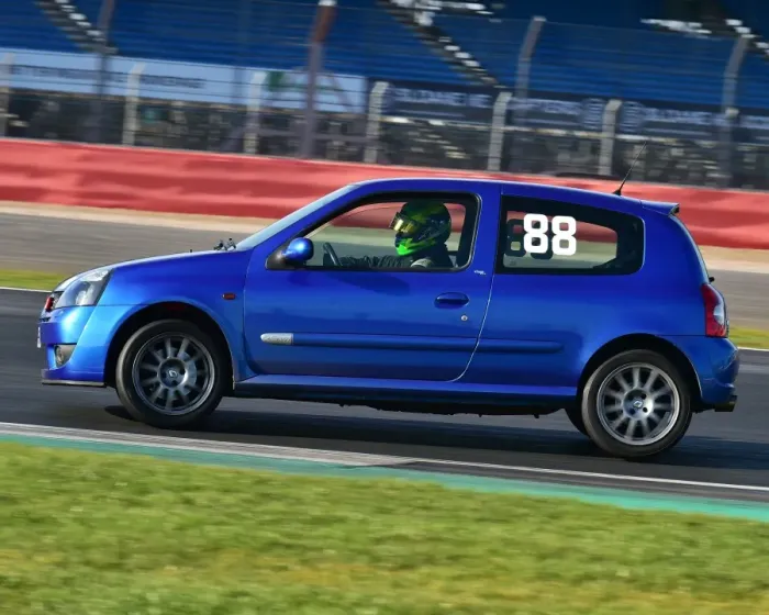Framed Print : CM22 4271 Alex Ames, Renault Clio Cup