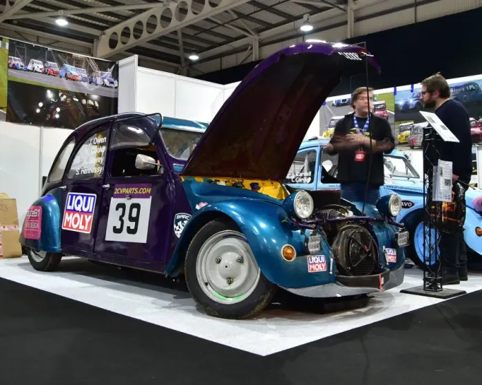 Framed Print : CM22 4641 Citroen 2CV