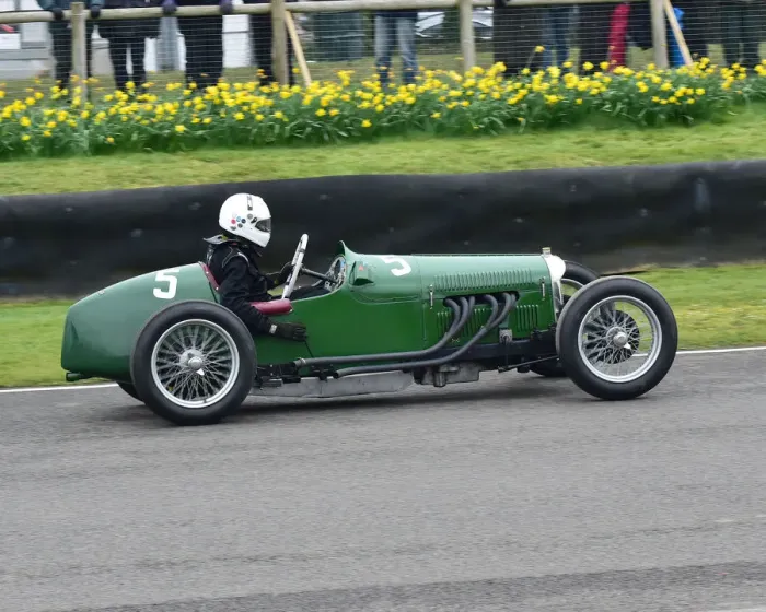 Rights Managed : CM22 6987 Tony Lees, AC-GN COGNAC Rights Managed : CM22 6987 Tony Lees, AC-GN COGNAC