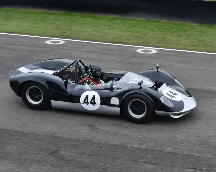 Rights Managed : CM22 7161 John Bladon, McLaren Chevrolet M1A Rights Managed : CM22 7161 John Bladon, McLaren Chevrolet M1A