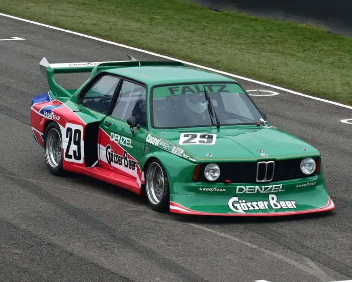 Rights Managed : CM22 7194 K-G Almstrom, BMW 320 Rights Managed : CM22 7194 K-G Almstrom, BMW 320
