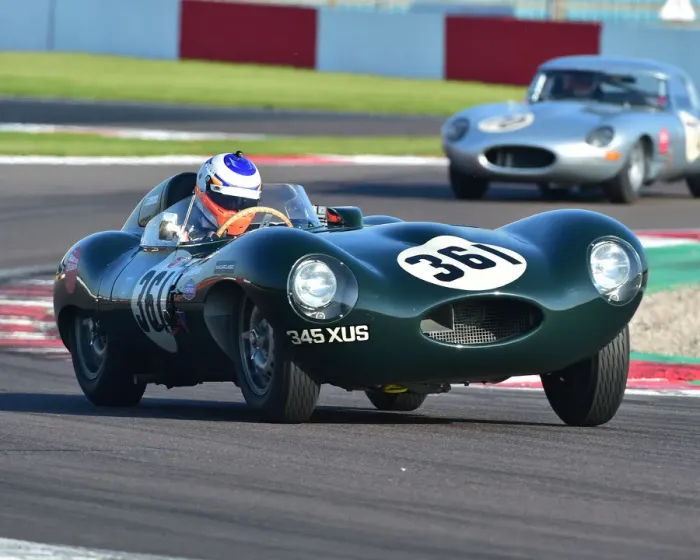 Framed Print : CM23 3188 Rod Barrett, Bill Shepherd, Jaguar D type