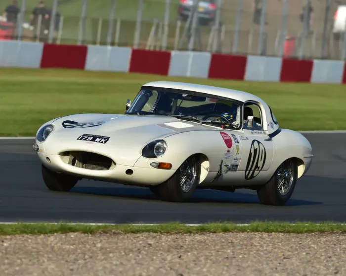Framed Print : CM23 3236 Chris Milner, Nigel Greensall, Jaguar E-Type