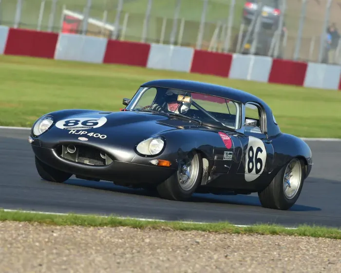Framed Print : CM23 3247 John Pearson, Gary Pearson, Jaguar E-Type Framed Print : CM23 3247 John Pearson, Gary Pearson, Jaguar E-Type
