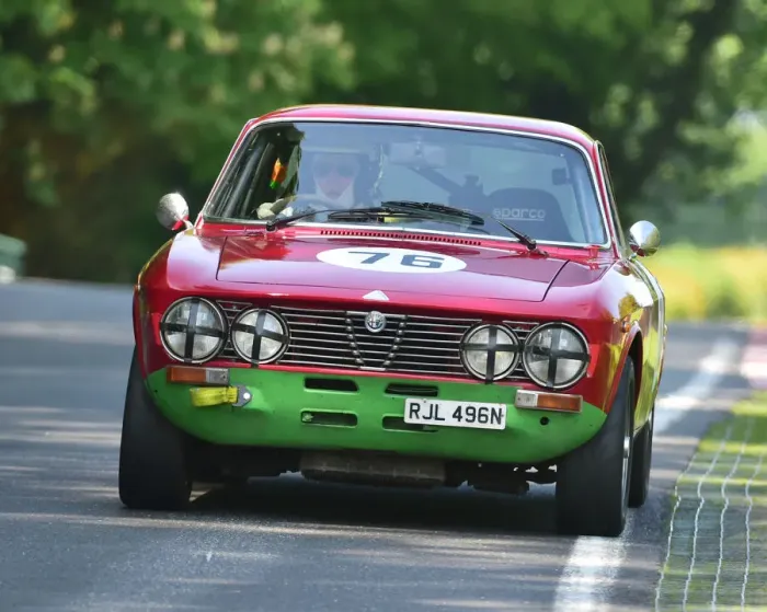 Framed Print : CM23 4450 David Erwin, Alfa Romeo 2000 GTV