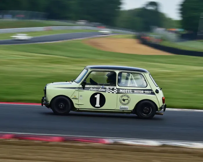 Framed Print : CM23 6993 Jonathan Lewis, Liam Sullivan, Morris Mini Cooper S Framed Print : CM23 6993 Jonathan Lewis, Liam Sullivan, Morris Mini Cooper S