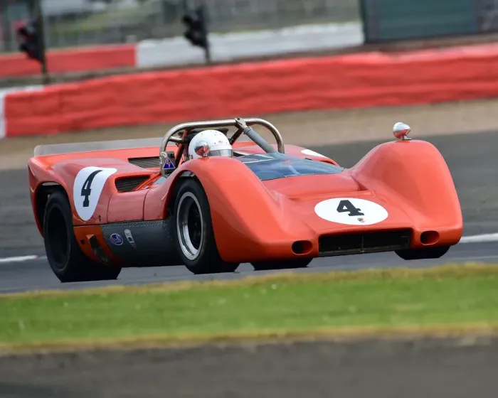 Framed Print : CM24 0709 Anthony Taylor, McLaren M6B Framed Print : CM24 0709 Anthony Taylor, McLaren M6B