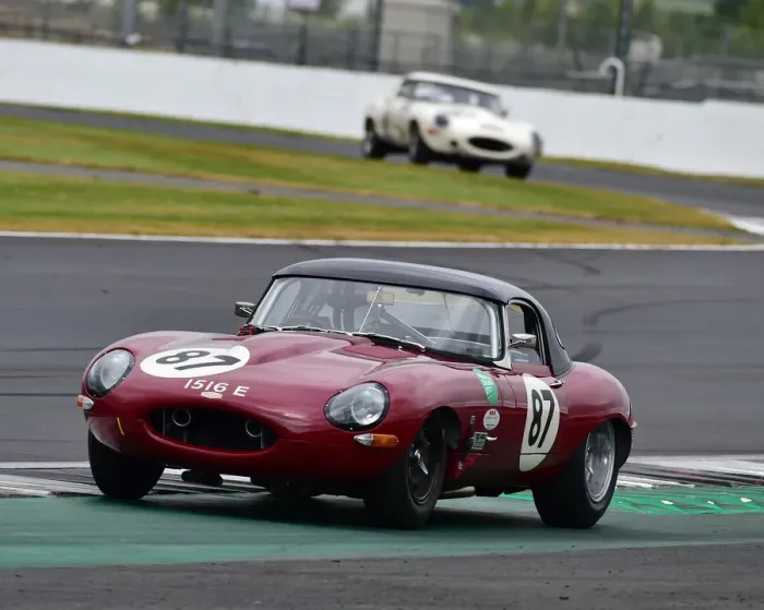 Framed Print : CM24 0990 Mark Donnor, Gary Pearson, Jaguar E-Type Framed Print : CM24 0990 Mark Donnor, Gary Pearson, Jaguar E-Type