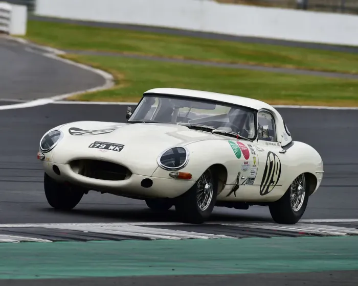 Framed Print : CM24 0991 Chris Milner, Nigel Greensall, Jaguar E-Type Framed Print : CM24 0991 Chris Milner, Nigel Greensall, Jaguar E-Type