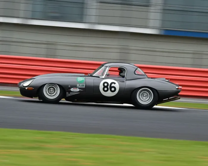 Framed Print : CM24 1059 John Pearson, Gary Pearson, Jaguar E-Type