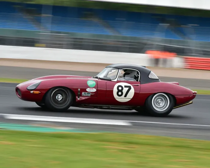 Framed Print : CM24 1130 Mark Donnor, Gary Pearson, Jaguar E-Type Framed Print : CM24 1130 Mark Donnor, Gary Pearson, Jaguar E-Type