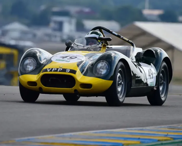Framed Print : CM24 4194 Jan Gijzen, Anthony Schrauwen, Lister Jaguar Knobbly Framed Print : CM24 4194 Jan Gijzen, Anthony Schrauwen, Lister Jaguar Knobbly