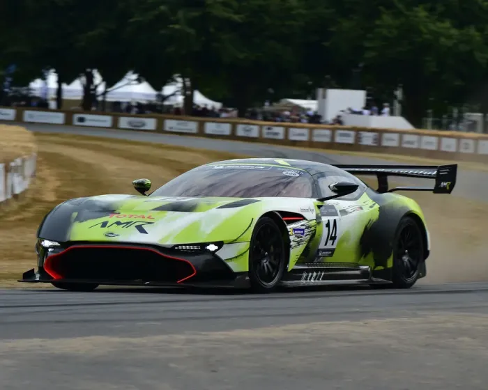 Rights Managed : CM24 6153 Chris Goodwin, Darren Turner, Aston Martin Vulcan AMR Rights Managed : CM24 6153 Chris Goodwin, Darren Turner, Aston Martin Vulcan AMR