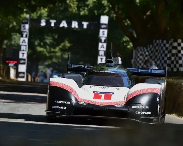 Rights Managed : CM24 7667 Neel Jani, Porsche 919 Hybrid Rights Managed : CM24 7667 Neel Jani, Porsche 919 Hybrid