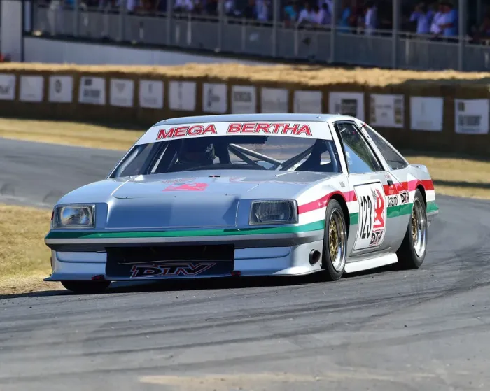 Rights Managed : CM24 8770 Ric Wood, Vauxhall Cavalier, Mega Bertha Rights Managed : CM24 8770 Ric Wood, Vauxhall Cavalier, Mega Bertha