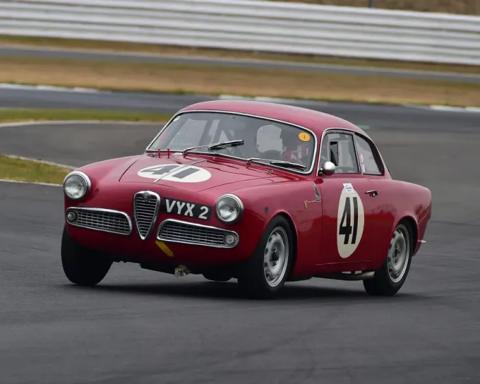Framed Print : CM24 8912 Andrew Lawley, Tom Smith, Alfa Romeo Giulietta