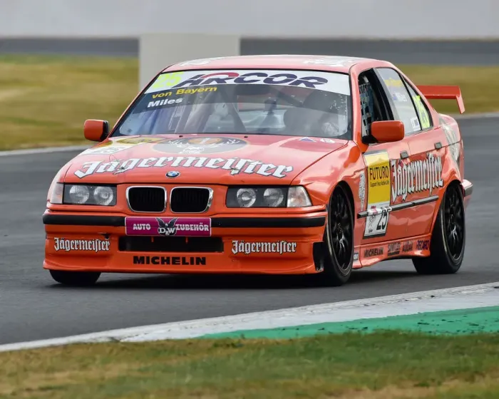 Framed Print : CM25 0158 Bruce Miles, BMW 320 Framed Print : CM25 0158 Bruce Miles, BMW 320
