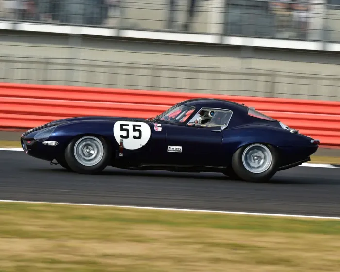 Framed Print : CM25 0229 Martin Melling, Jason Minshaw, Jaguar E-Type Framed Print : CM25 0229 Martin Melling, Jason Minshaw, Jaguar E-Type