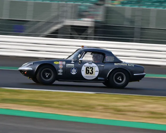 Framed Print : CM25 0347 Marek Reichman, Grant Tromans, Lotus Elan 26R Framed Print : CM25 0347 Marek Reichman, Grant Tromans, Lotus Elan 26R