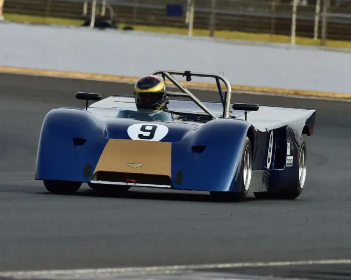 Framed Print : CM25 0635 Max Hilliard-Smith, Nick Padmore, Chevron B19 Framed Print : CM25 0635 Max Hilliard-Smith, Nick Padmore, Chevron B19