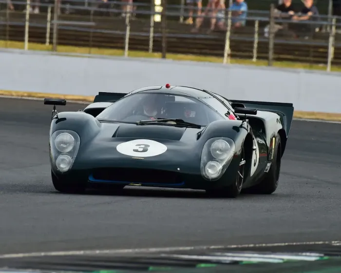 Framed Print : CM25 0637 Jason Wright, Lola T70 MK3 B Framed Print : CM25 0637 Jason Wright, Lola T70 MK3 B