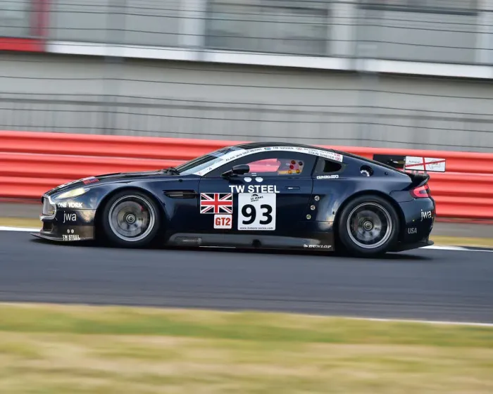 Framed Print : CM25 0850 Colin Sowter, Aston Martin GT2 Framed Print : CM25 0850 Colin Sowter, Aston Martin GT2