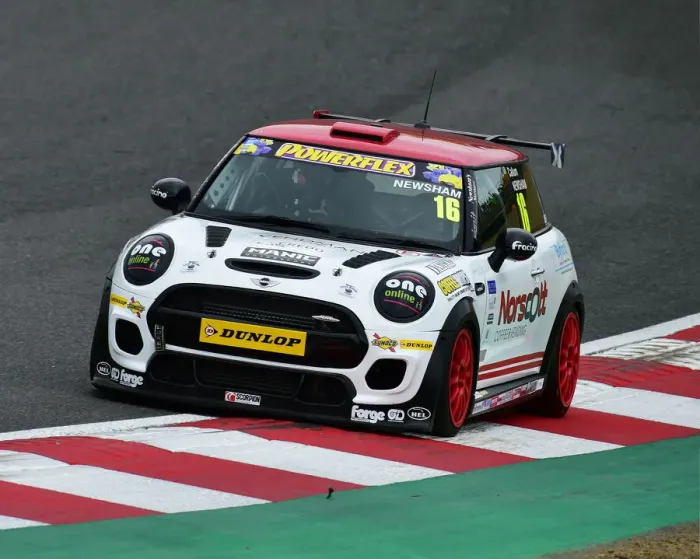 Framed Print : CM25 2242 Callum Newsham, Mini F56 JCW Framed Print : CM25 2242 Callum Newsham, Mini F56 JCW