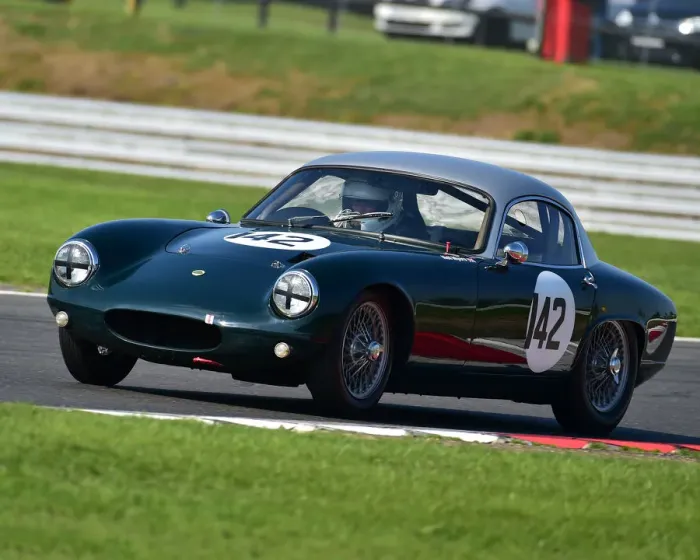 Framed Print : CM25 4331 Mike Flewitt, Neil Myers, Lotus Elite