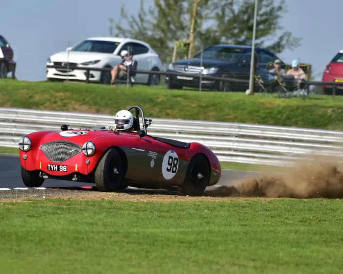 Framed Print : CM25 4336 Nick Matthews, Austin Healey 100-4 Framed Print : CM25 4336 Nick Matthews, Austin Healey 100-4