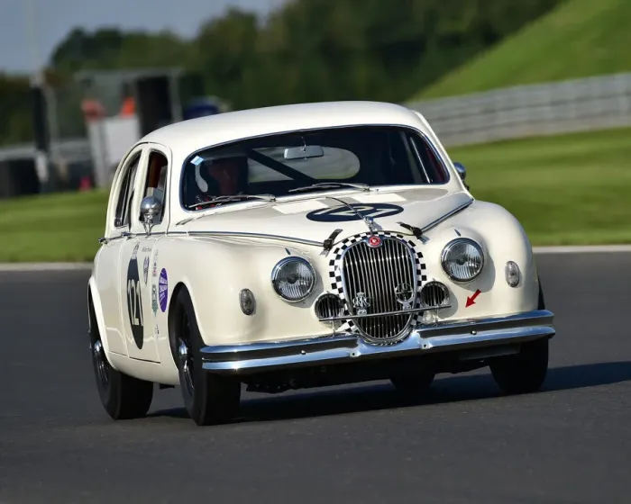 Framed Print : CM25 4360 Glenn Pearson, Jaguar Mk1 Framed Print : CM25 4360 Glenn Pearson, Jaguar Mk1