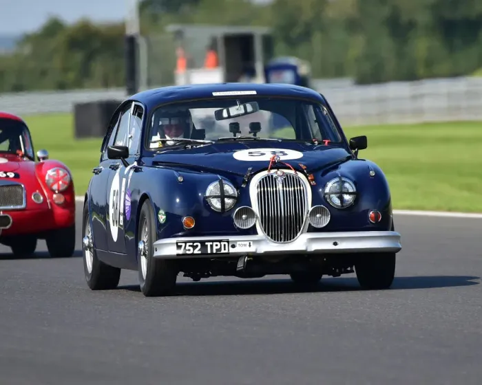 Framed Print : CM25 4389 Derek Pearce, Jaguar Mk2 Framed Print : CM25 4389 Derek Pearce, Jaguar Mk2