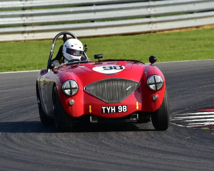 Framed Print : CM25 4763 Nick Matthews, Austin Healey 100-4 Framed Print : CM25 4763 Nick Matthews, Austin Healey 100-4