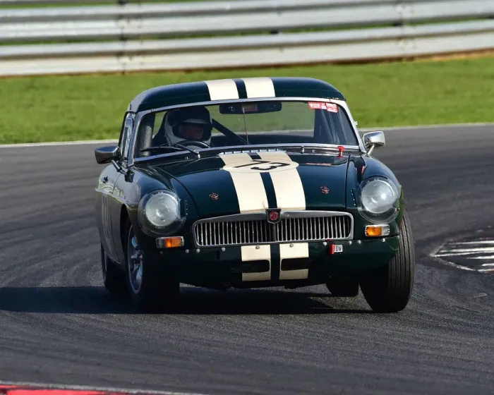 Framed Print : CM25 4779 Mike Lillywhite, MG B Framed Print : CM25 4779 Mike Lillywhite, MG B